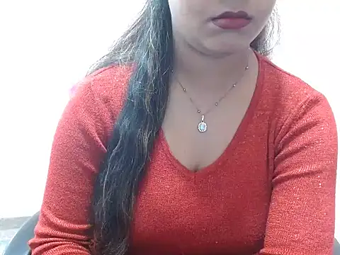 LovingPihu online show from 2, 3, 2025