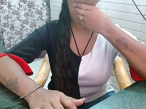 LovingPihu online show from 9, 9, 2025