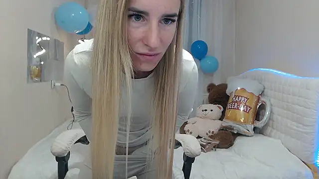 DeboraHorny online show from 18, 9, 2025