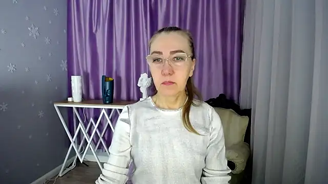 Snapshot of queen_a_n_i chatting on 23, 1, 2025 queen a n i online show from 23, 1, 2025