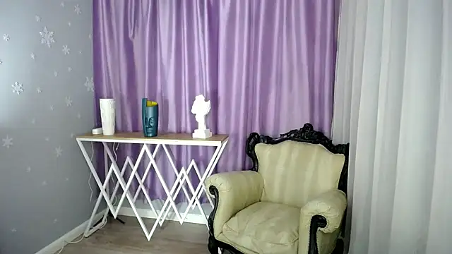 Snapshot of queen_a_n_i chatting on 26, 1, 2025 queen a n i online show from 26, 1, 2025