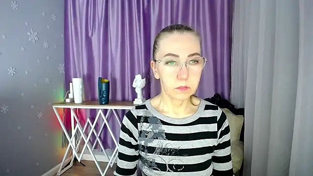 Snapshot of queen_a_n_i chatting on 23, 2, 2025 queen a n i online show from 23, 2, 2025