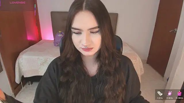 Snapshot of Miley_Baker chatting on 2, 6, 2026 Miley Baker online show from 2, 6, 2026