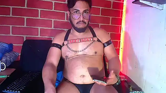 the master foal  online show from 25, 1, 2025