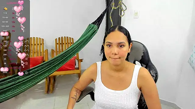 Snapshot of carolina__lys chatting on 14, 1, 2025 carolina lys online show from 14, 1, 2025