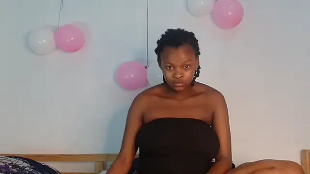 BlondQ2003 online show from 24, 10, 2025