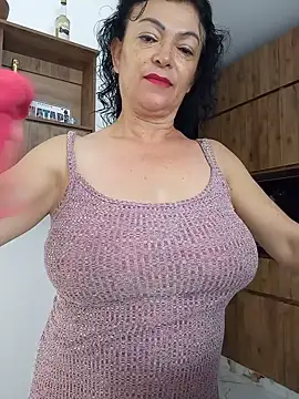 Snapshot of Friendly_2024 chatting on 18, 5, 2026 Friendly 2024 online show from 18, 5, 2026
