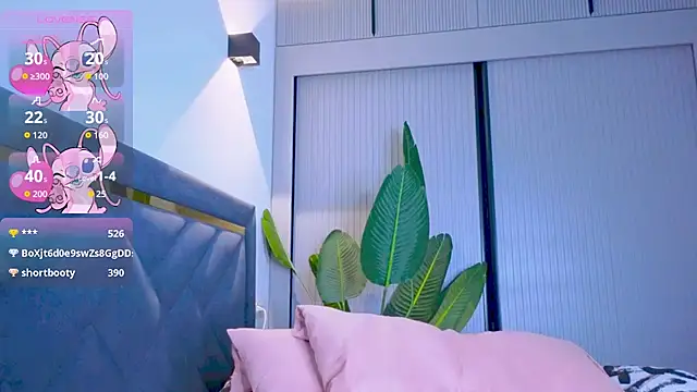 Mia Tin online show from 15, 10, 2025