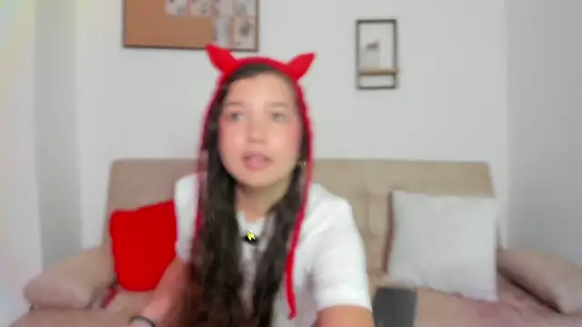 BUUNNY BELLA online show from 22, 3, 2026