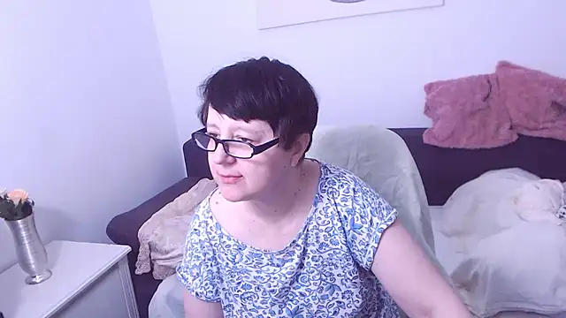 ChristaRose online show from 8, 2, 2026