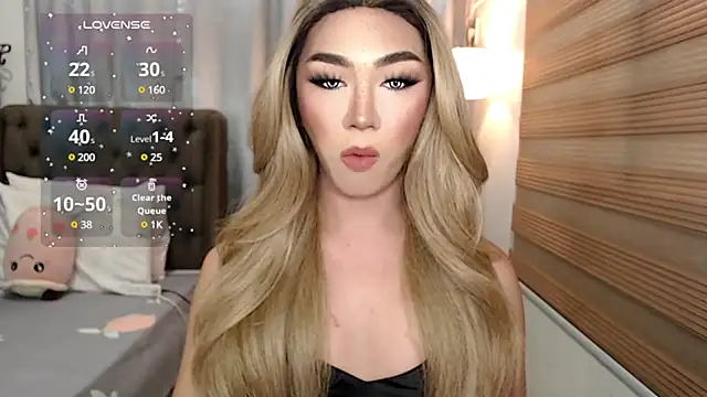 Local Hoelyx online show from 26, 12, 2024