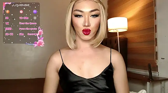 Local Hoelyx online show from 16, 2, 2025