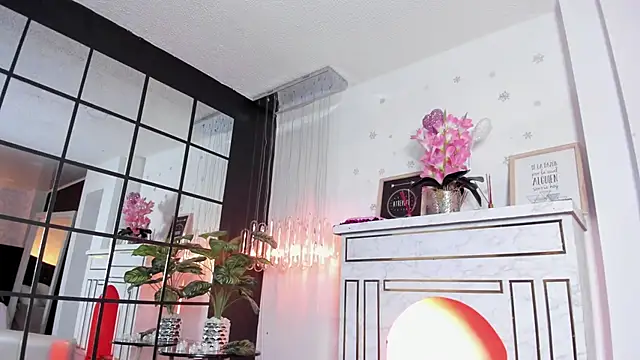  liathompsom09 online show from 4, 3, 2025