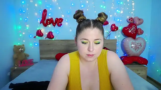 JessikaDaniel online show from 5, 3, 2025