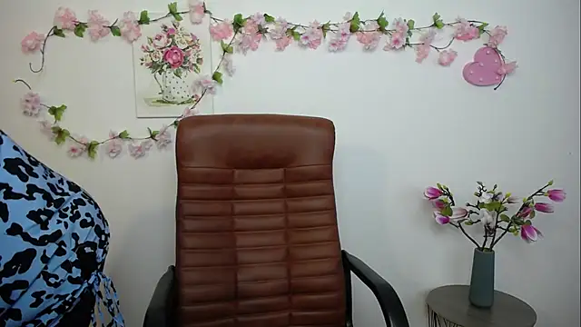 AliceInksSweetty online show from 12, 9, 2025