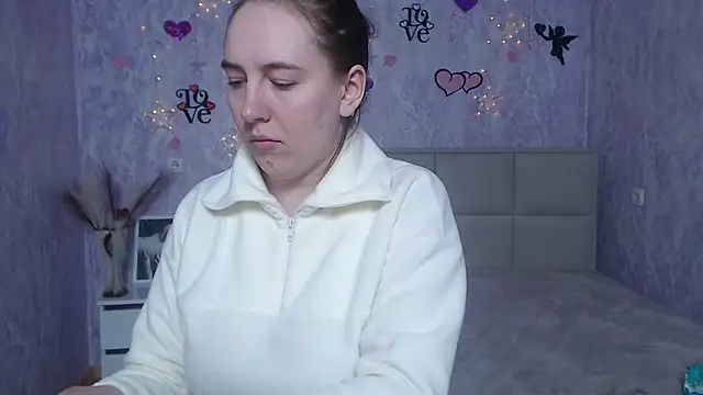 Snapshot of KaleyReed chatting on 16, 2, 2025 KaleyReed online show from 16, 2, 2025