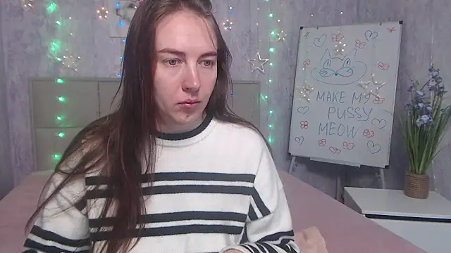 Snapshot of KaleyReed chatting on 1, 10, 2025 KaleyReed online show from 1, 10, 2025