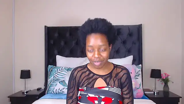 Snapshot of Sexynaughty_Gal chatting on 7, 12, 2024 Sexynaughty Gal online show from 7, 12, 2024