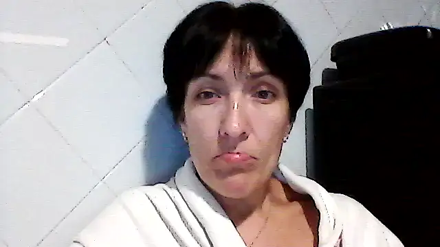 Snapshot of SunnyAmorre chatting on 10, 9, 2025 SunnyAmorre online show from 10, 9, 2025