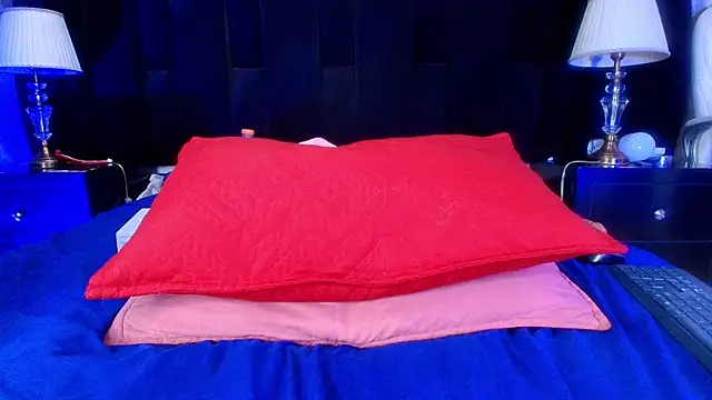 shelsyloreds online show from 4, 3, 2025