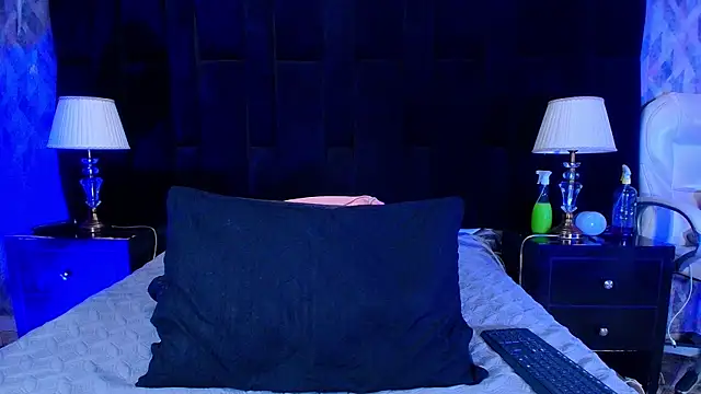 shelsyloreds online show from 7, 3, 2025