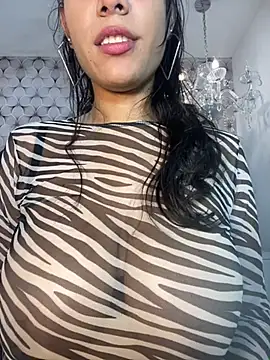 PilarJones  online show from 13, 1, 2025