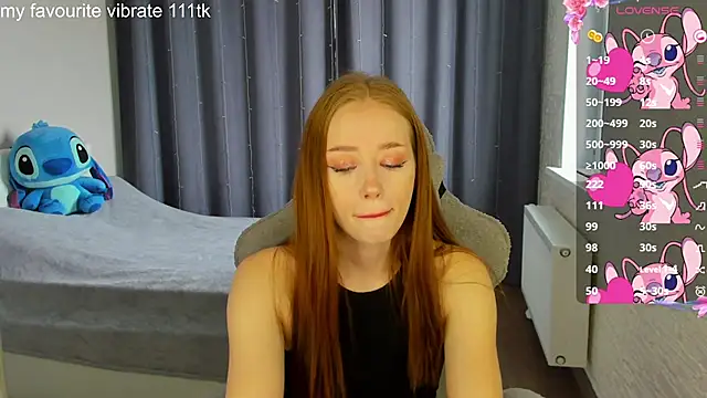 Snapshot of Hot_Mia_ chatting on 21, 3, 2025 Hot Mia online show from 21, 3, 2025