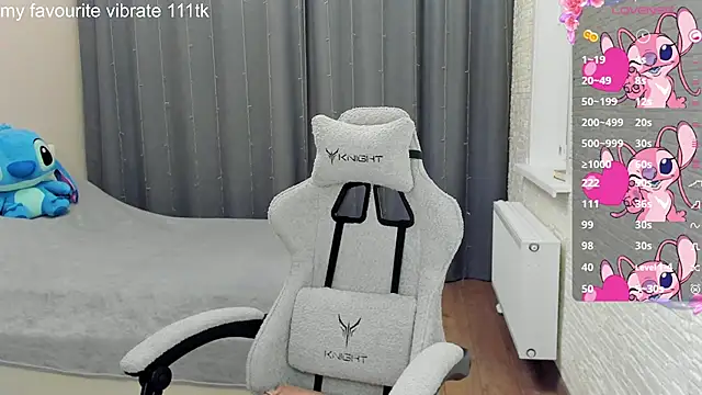 Snapshot of Hot_Mia_ chatting on 21, 3, 2025 Hot Mia online show from 21, 3, 2025