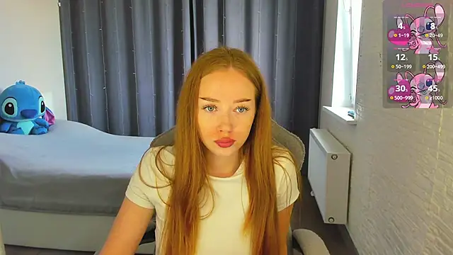 Snapshot of Hot_Mia_ chatting on 16, 6, 2026 Hot Mia online show from 16, 6, 2026