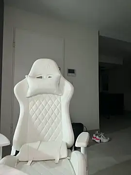 HannaXLove online show from 21, 12, 2025