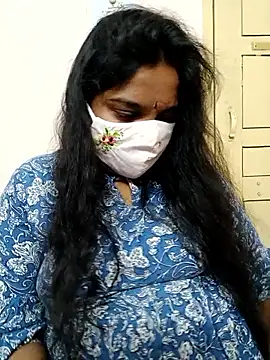 Snapshot of lovely-latha chatting on 20, 2, 2026 lovely-latha online show from 20, 2, 2026