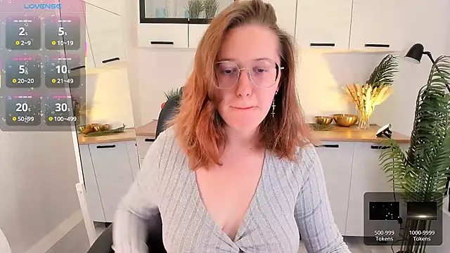 Snapshot of Charmy_Gracy chatting on 19, 3, 2026 Charmy Gracy online show from 19, 3, 2026