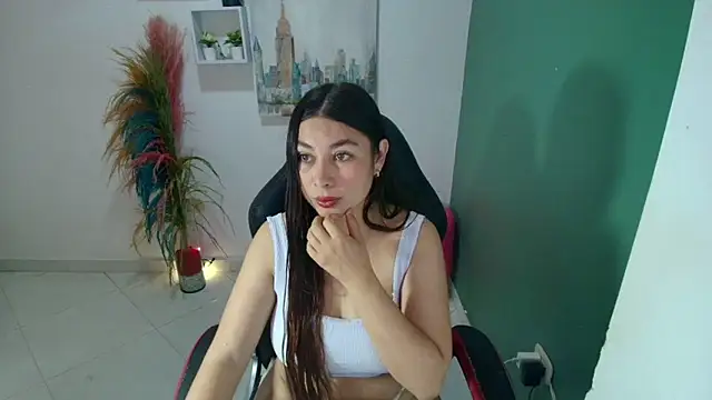 bella 99  online show from 13, 2, 2026