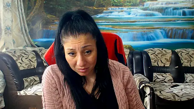 Snapshot of MoistMady chatting on 14, 5, 2026 MoistMady online show from 14, 5, 2026