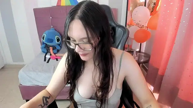 Snapshot of Wanda_sg chatting on 16, 5, 2026 Wanda sg online show from 16, 5, 2026