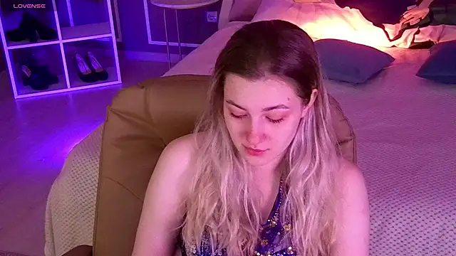 elinanortas online show from 29, 9, 2025