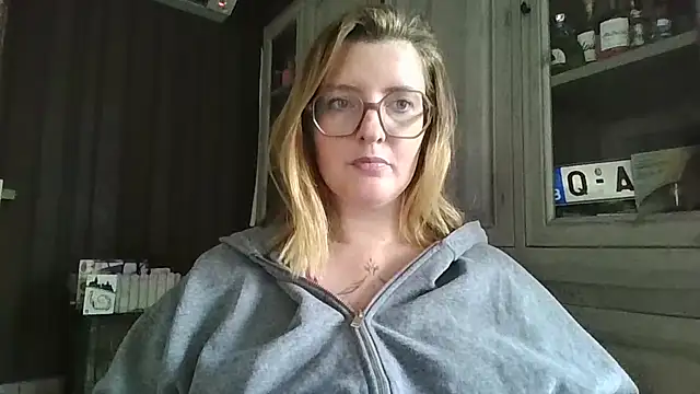 LiquidLeonie online show from 6, 4, 2026