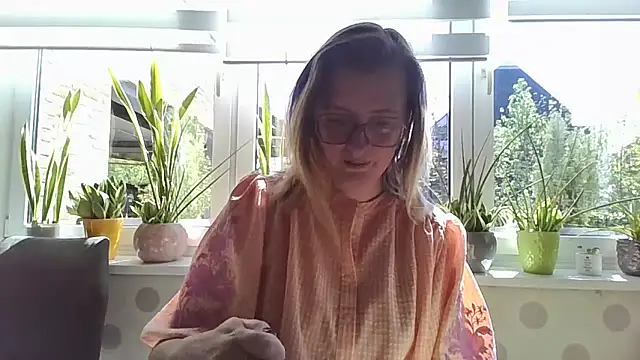 LiquidLeonie online show from 22, 4, 2026