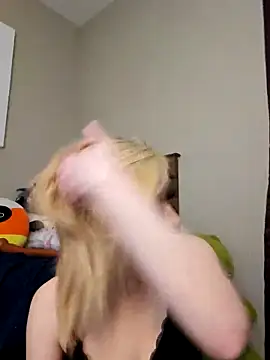 AmethystFoxx online show from 14, 2, 2025