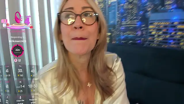 Snapshot of ashleymilf_1 chatting on 22, 2, 2025 ashleymilf 1 online show from 22, 2, 2025