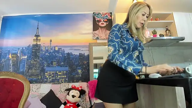 Snapshot of ashleymilf_1 chatting on 27, 9, 2025 ashleymilf 1 online show from 27, 9, 2025