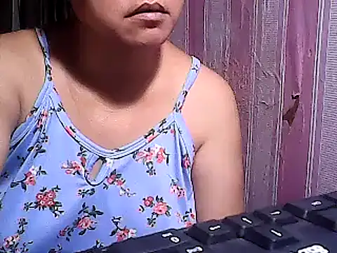 sweetsosie18 online show from 14, 3, 2025