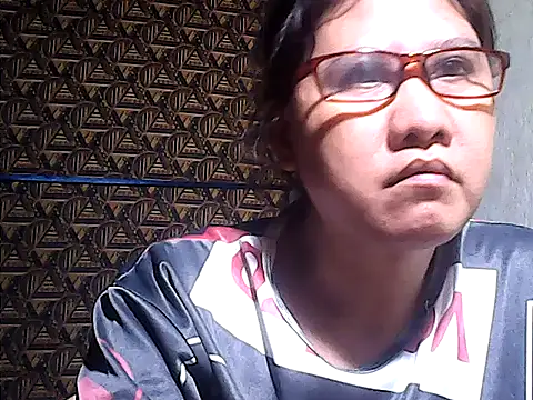 Snapshot of sweetsosie18 chatting on 6, 5, 2026 sweetsosie18 online show from 6, 5, 2026