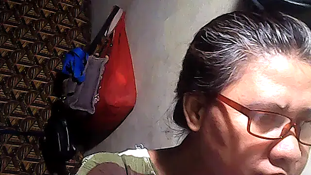 Snapshot of sweetsosie18 chatting on 28, 5, 2026 sweetsosie18 online show from 28, 5, 2026