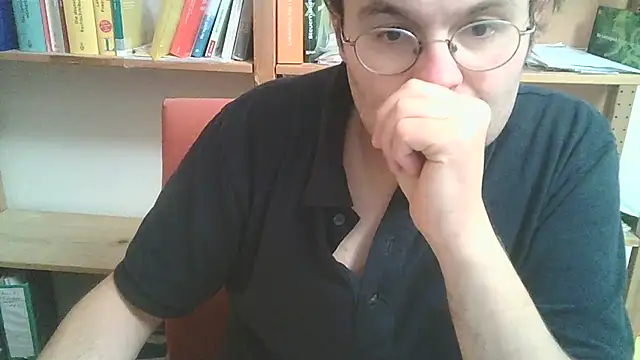 makau1 online show from 8, 11, 2025