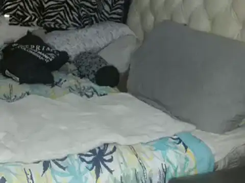 sharlot003 online show from 12, 12, 2024