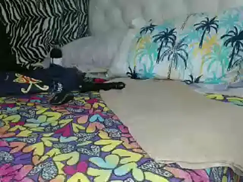 sharlot003 online show from 6, 2, 2025