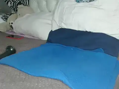 sharlot003 online show from 12, 3, 2025