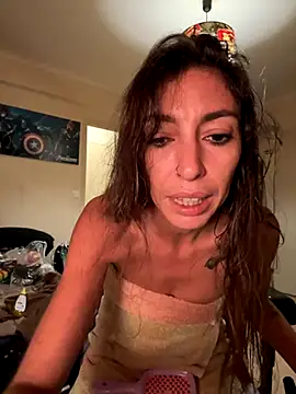 amanilouve online show from 31, 10, 2025