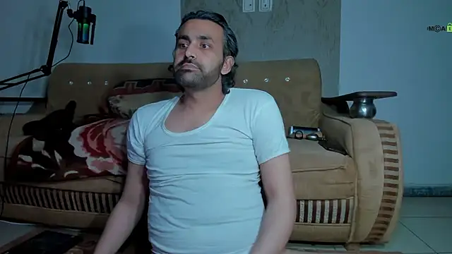 Snapshot of CrisJordan_Hot chatting on 2, 3, 2026 CrisJordan Hot online show from 2, 3, 2026